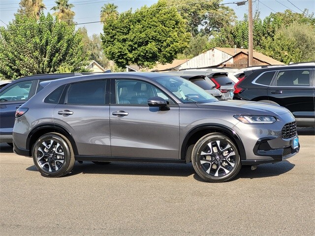 2026 Honda HR-V EX-L photo 3