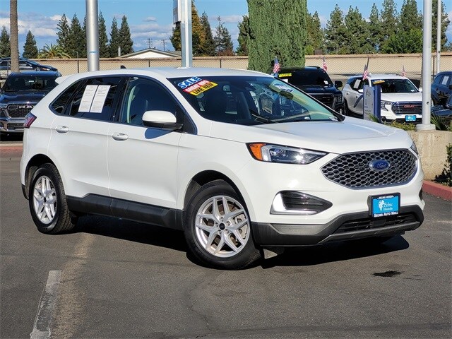 2024 Ford Edge SEL photo 2