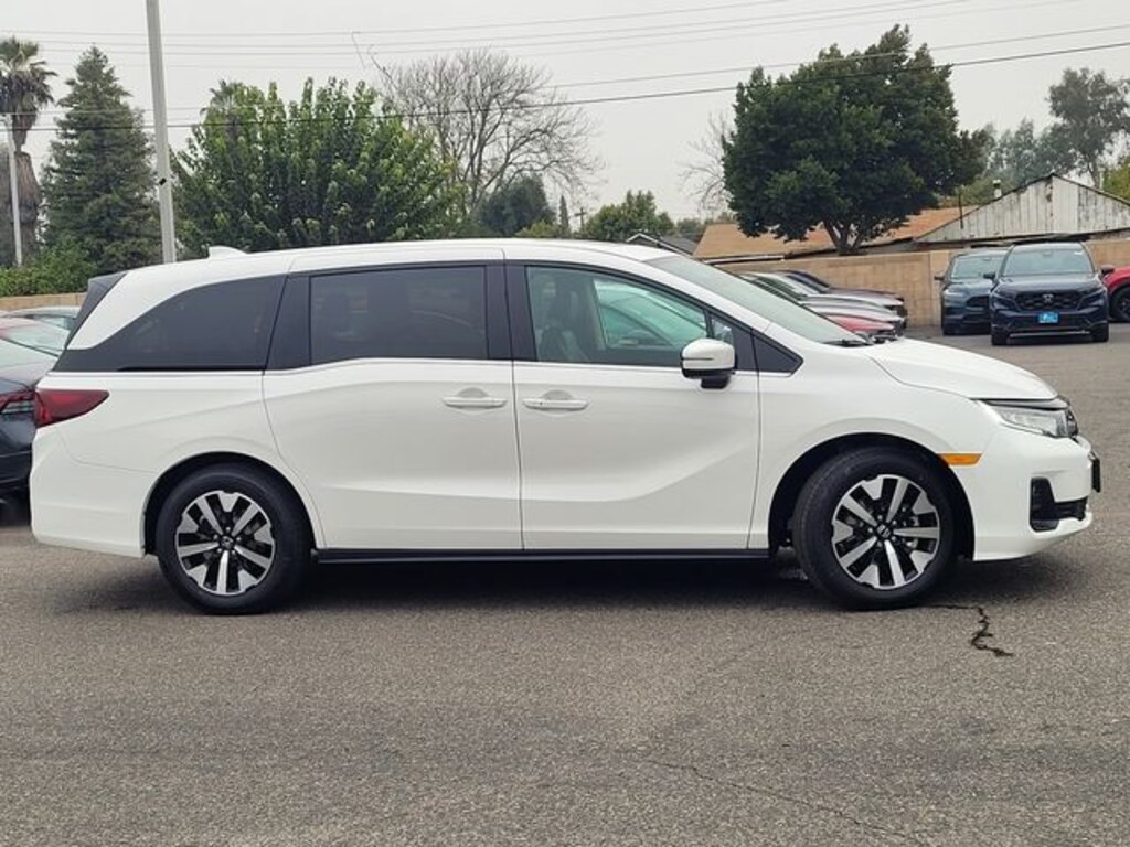 New 2026 Honda Odyssey EX-L Van Passenger