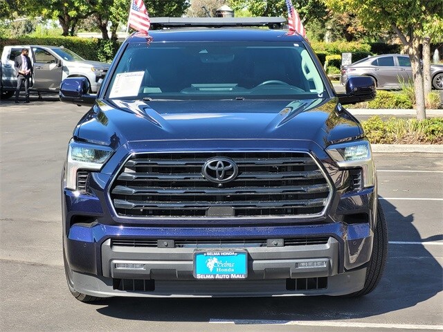 2024 Toyota Sequoia SR5 photo 3