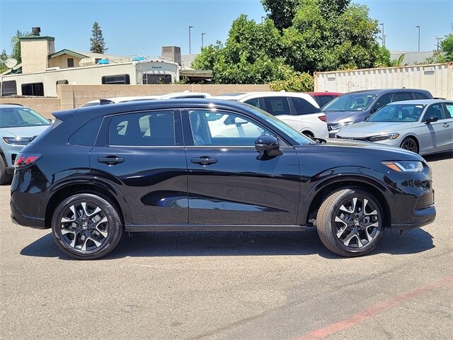 2026 Honda HR-V EX-L photo 3