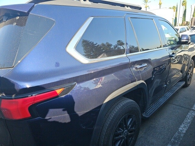 2024 Toyota Sequoia SR5 photo 3