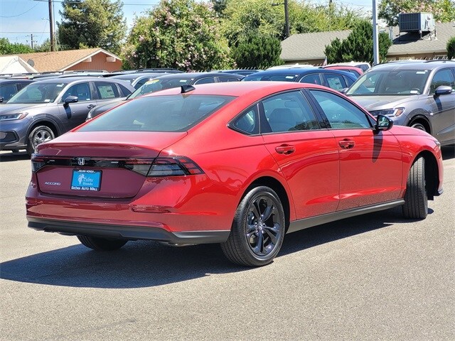 2025 Honda Accord SE photo 4