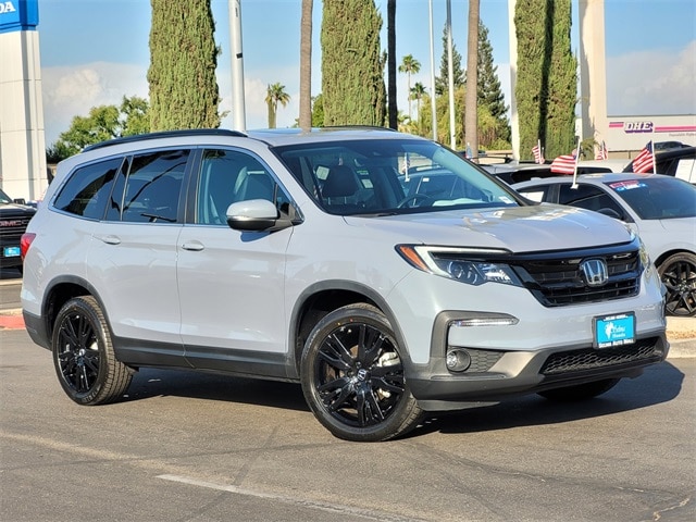 Certified 2022 Honda Pilot SE with VIN 5FNYF5H28NB025998 for sale in Selma, CA
