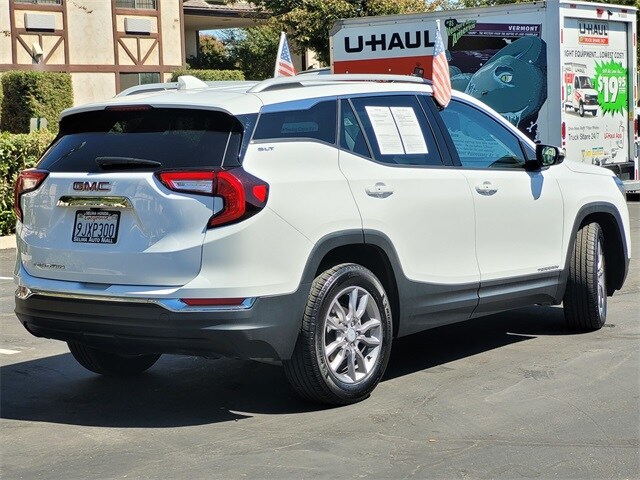 2024 Gmc Terrain SLT photo 4