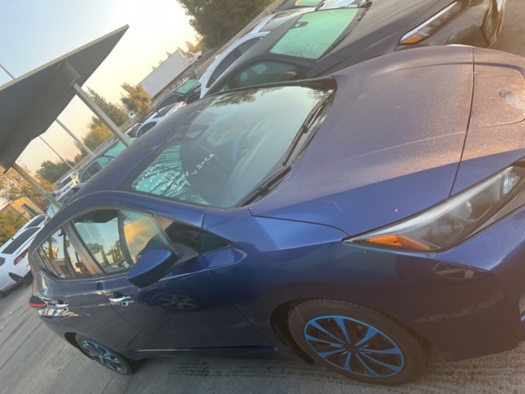 Used 2022 Nissan LEAF S Hatchback