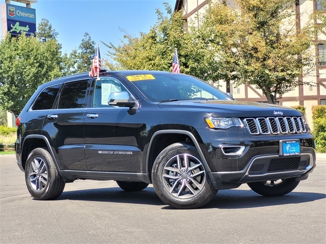 Used 2022 Jeep Grand Cherokee WK Limited with VIN 1C4RJFBG0NC122686 for sale in Selma, CA