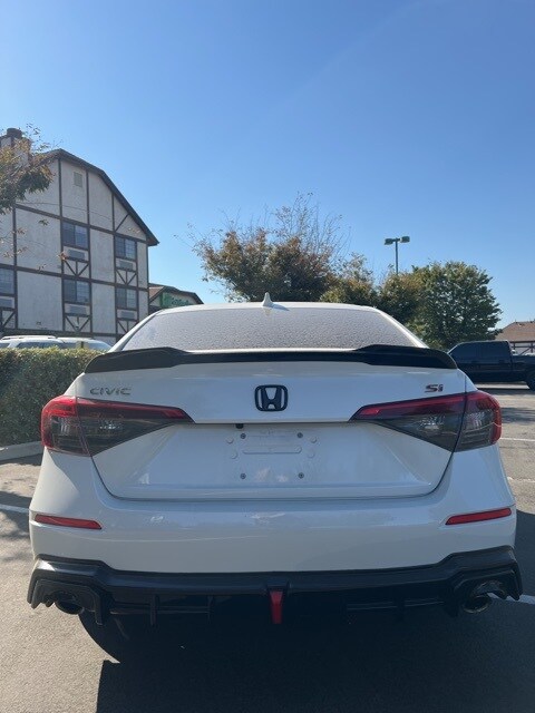 2023 Honda Civic Si photo 3