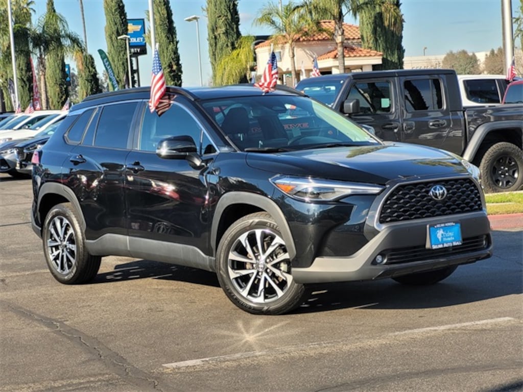 Used 2024 Toyota Corolla Cross XLE SUV