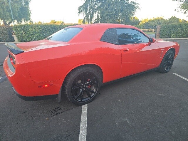 2018 Dodge Challenger SXT photo 4