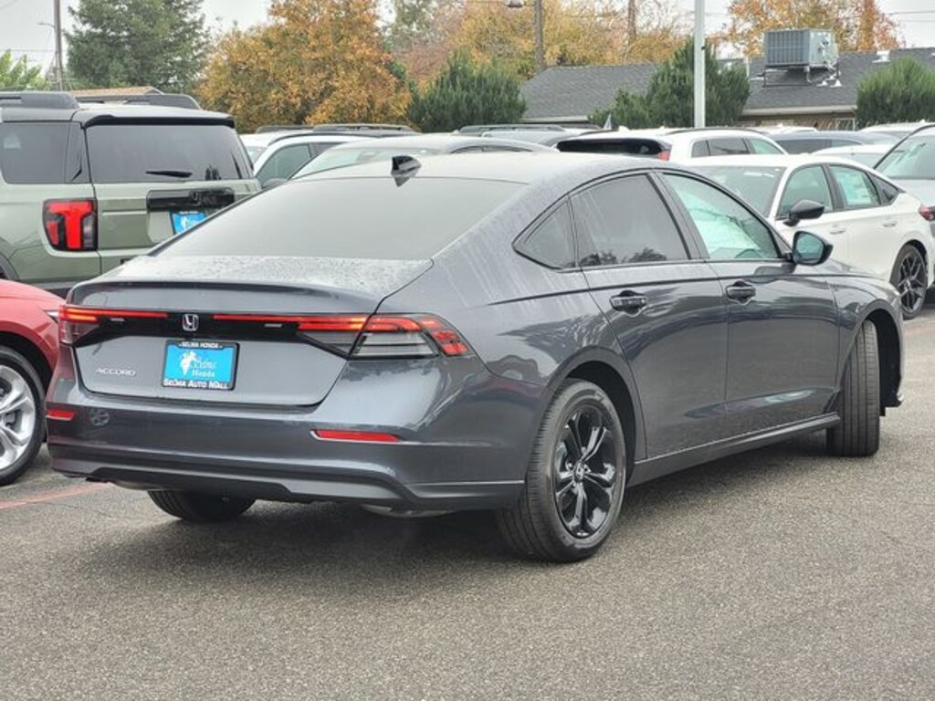 New 2025 Honda Accord SE Sedan