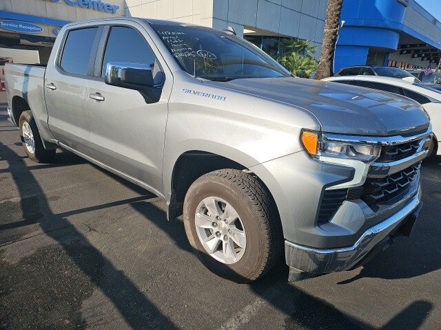 2025 Chevrolet Silverado 1500 photo 3
