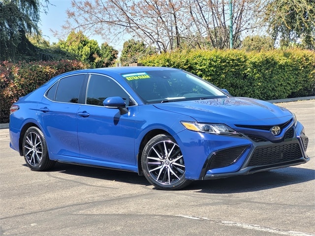 Used 2023 Toyota Camry SE with VIN 4T1G11AK6PU150307 for sale in Selma, CA