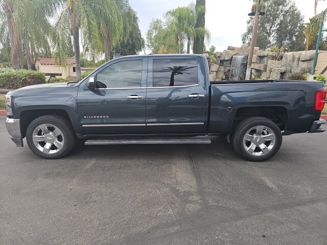 2018 Chevrolet Silverado 1500 LTZ photo 3