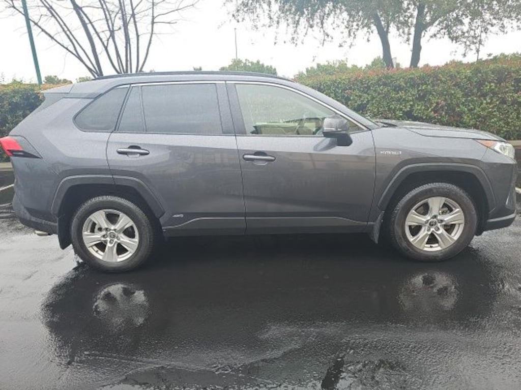 Used 2020 Toyota RAV4 Hybrid XLE SUV