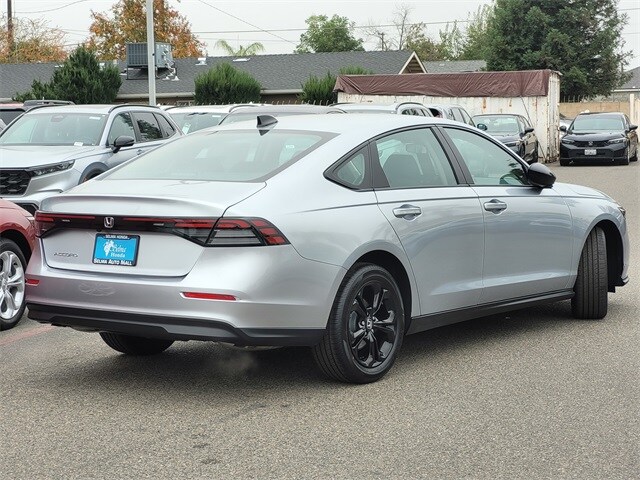 2025 Honda Accord SE photo 4
