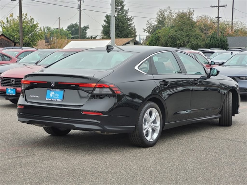 New 2025 Honda Accord LX Sedan