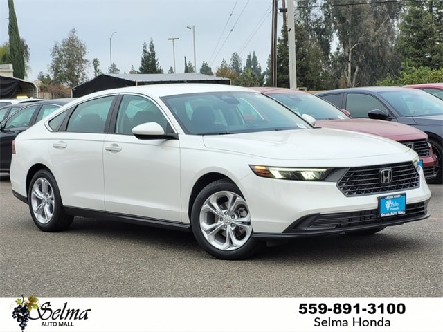 2025 Honda Accord LX's photo