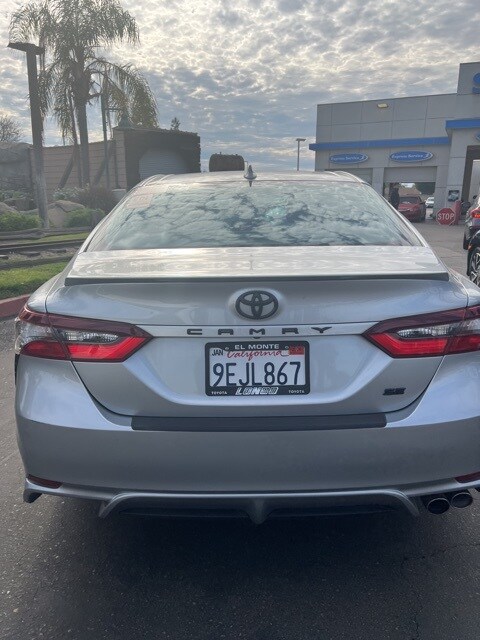 2023 Toyota Camry SE photo 3