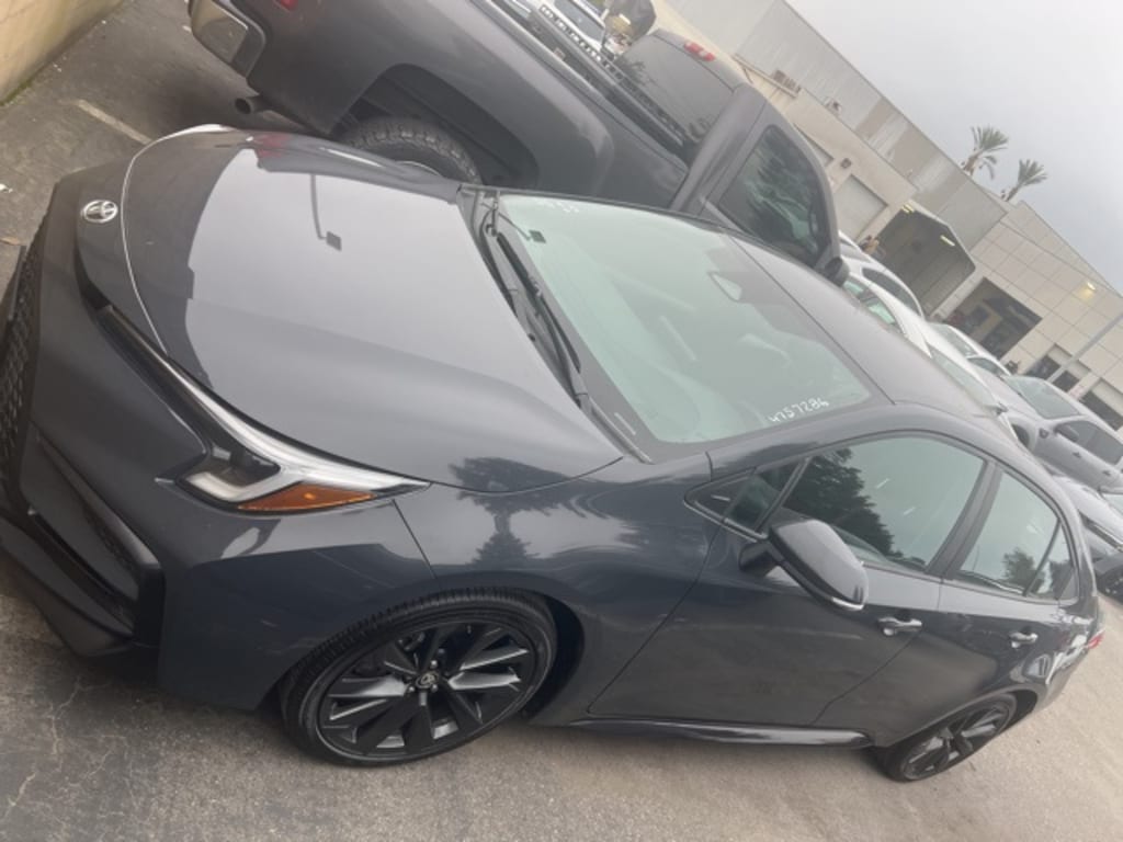 Used 2024 Toyota Corolla SE Sedan