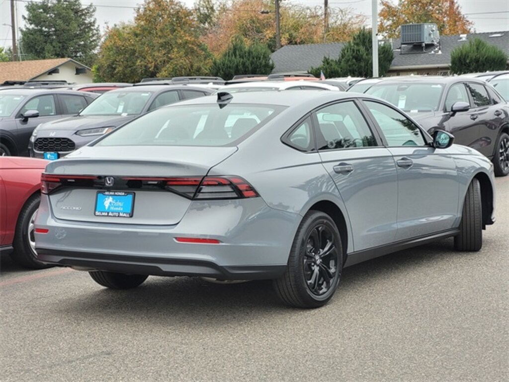 New 2025 Honda Accord SE Sedan