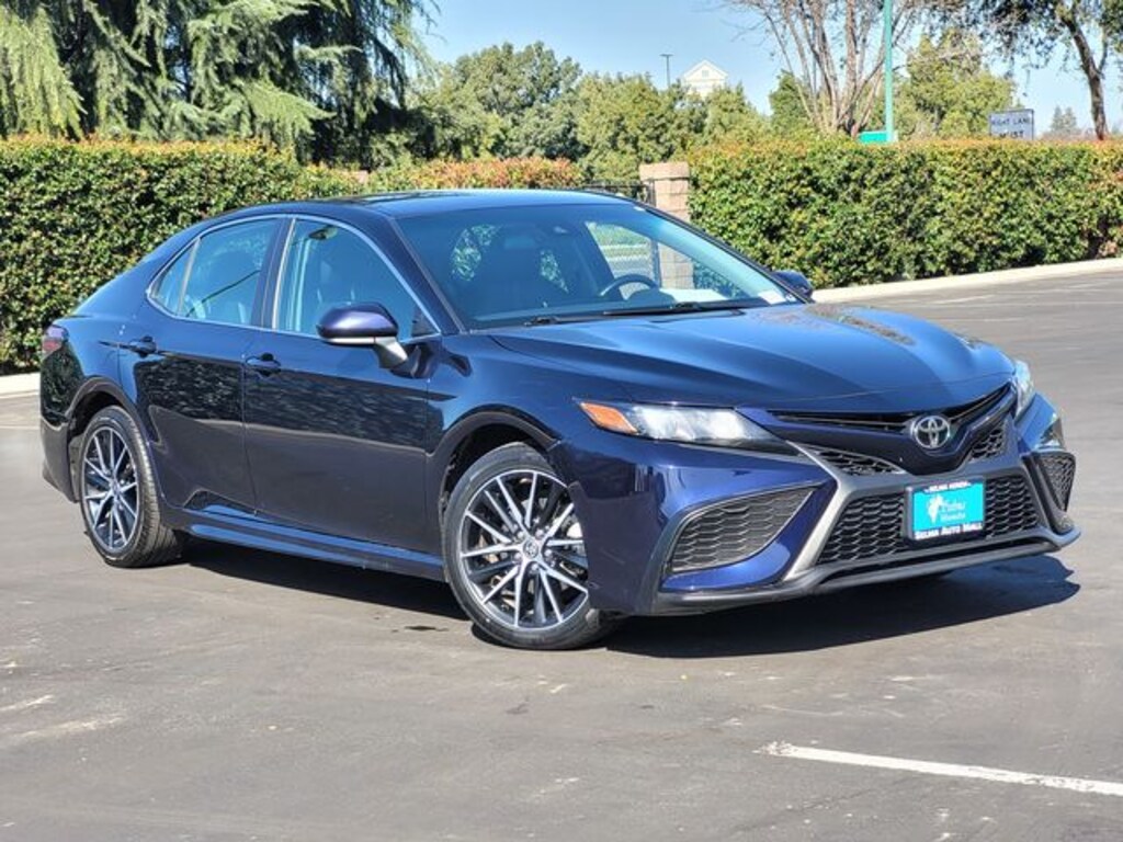 Used 2021 Toyota Camry SE Sedan