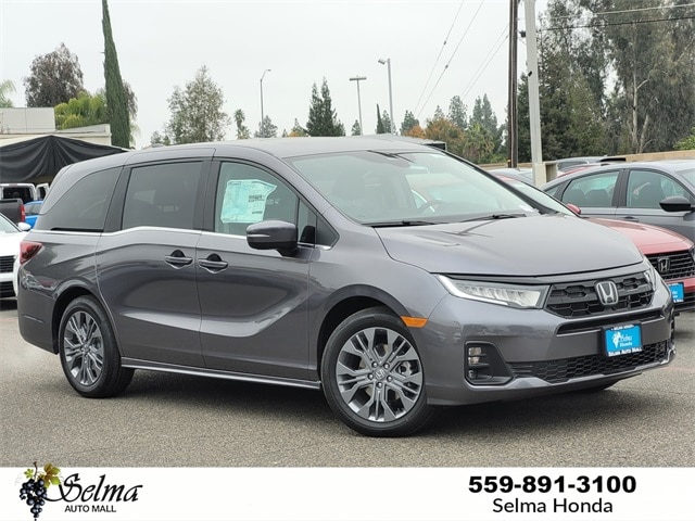 2026 Honda Odyssey Touring's photo