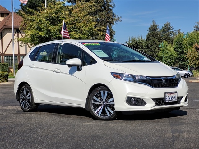 Used 2018 Honda Fit EX with VIN 3HGGK5H86JM723917 for sale in Selma, CA