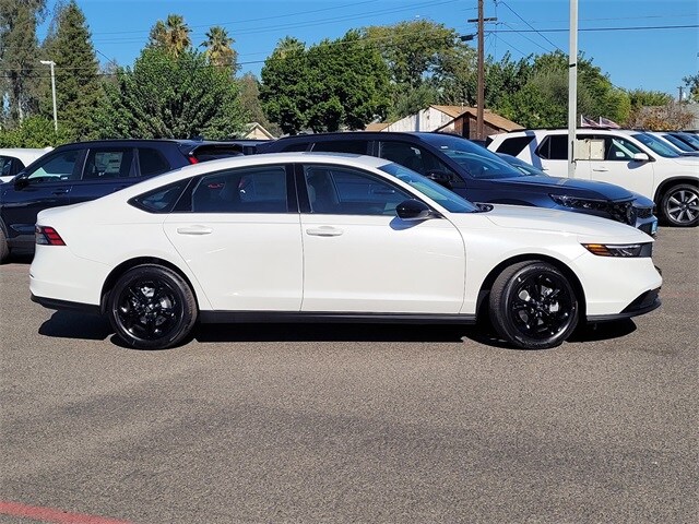 2025 Honda Accord SE photo 2