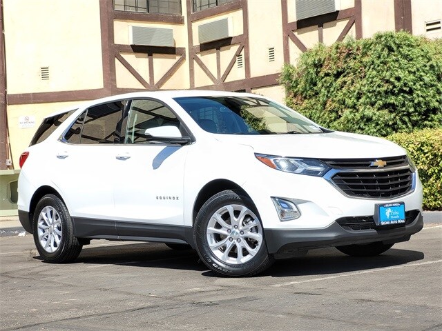 Used 2018 Chevrolet Equinox LT with VIN 3GNAXJEV9JL266266 for sale in Selma, CA