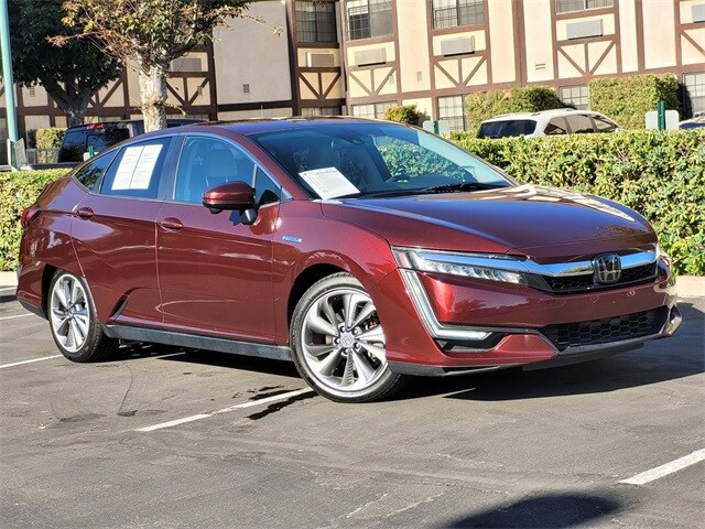 2018 Honda Clarity Plug-In Hybrid photo 2