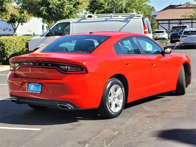 2022 Dodge Charger SXT photo 4