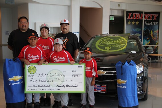 World Boxing Champion Jose Ramirez visits Lemoore Youth Soccer League