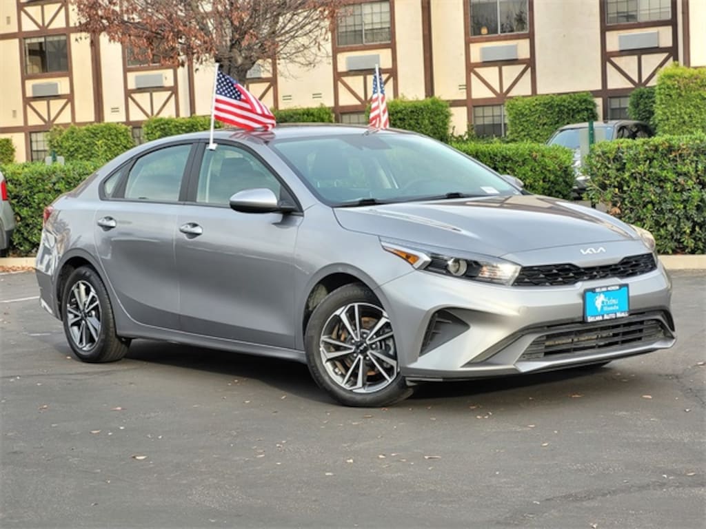 Used 2024 Kia Forte LXS Sedan