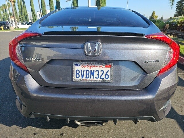 2021 Honda Civic Sport photo 3