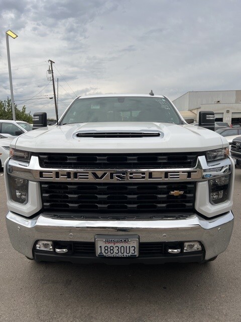2023 Chevrolet Silverado 2500HD LT photo 2