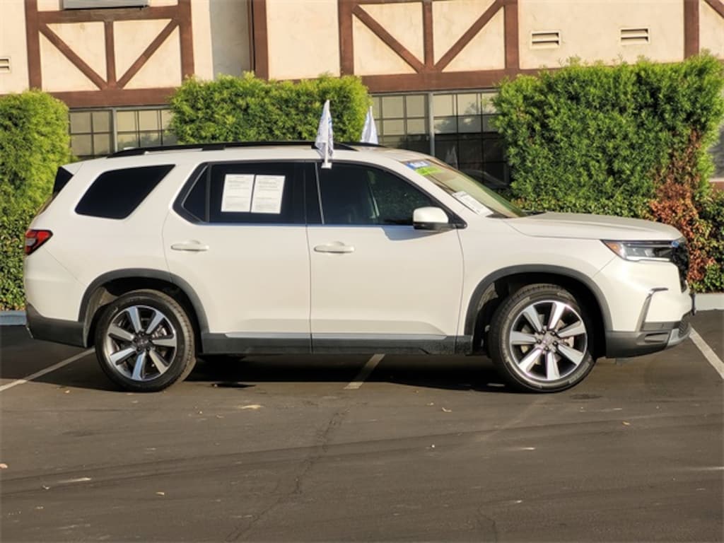 Certified 2023 Honda Pilot Touring SUV