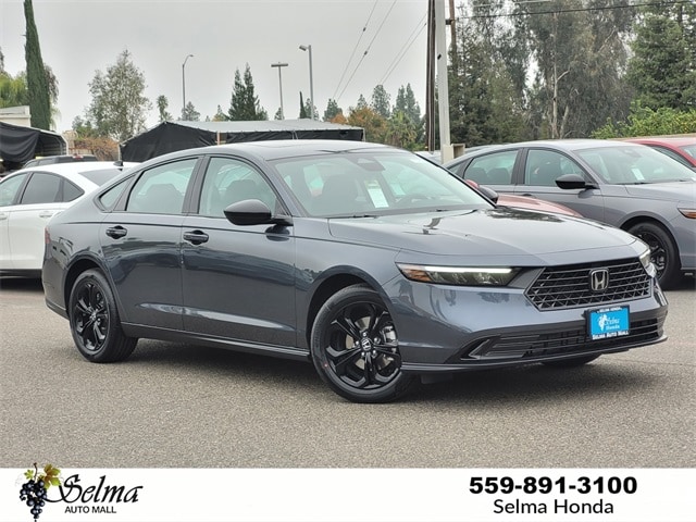 2025 Honda Accord SE's photo