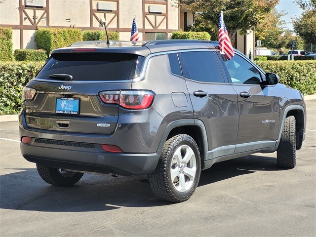 2018 Jeep Compass Latitude photo 3