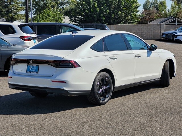 2025 Honda Accord SE photo 3