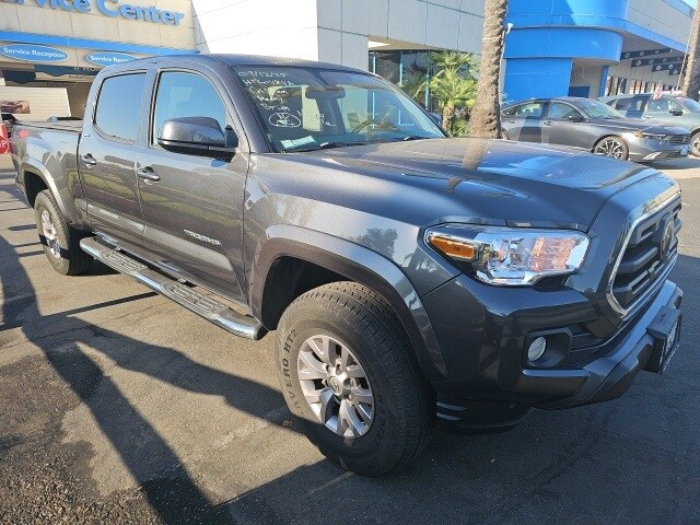 2019 Toyota Tacoma SR5 V6 photo 4