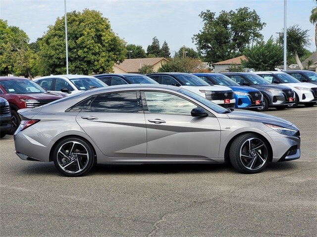 2022 Hyundai Elantra N Line photo 4