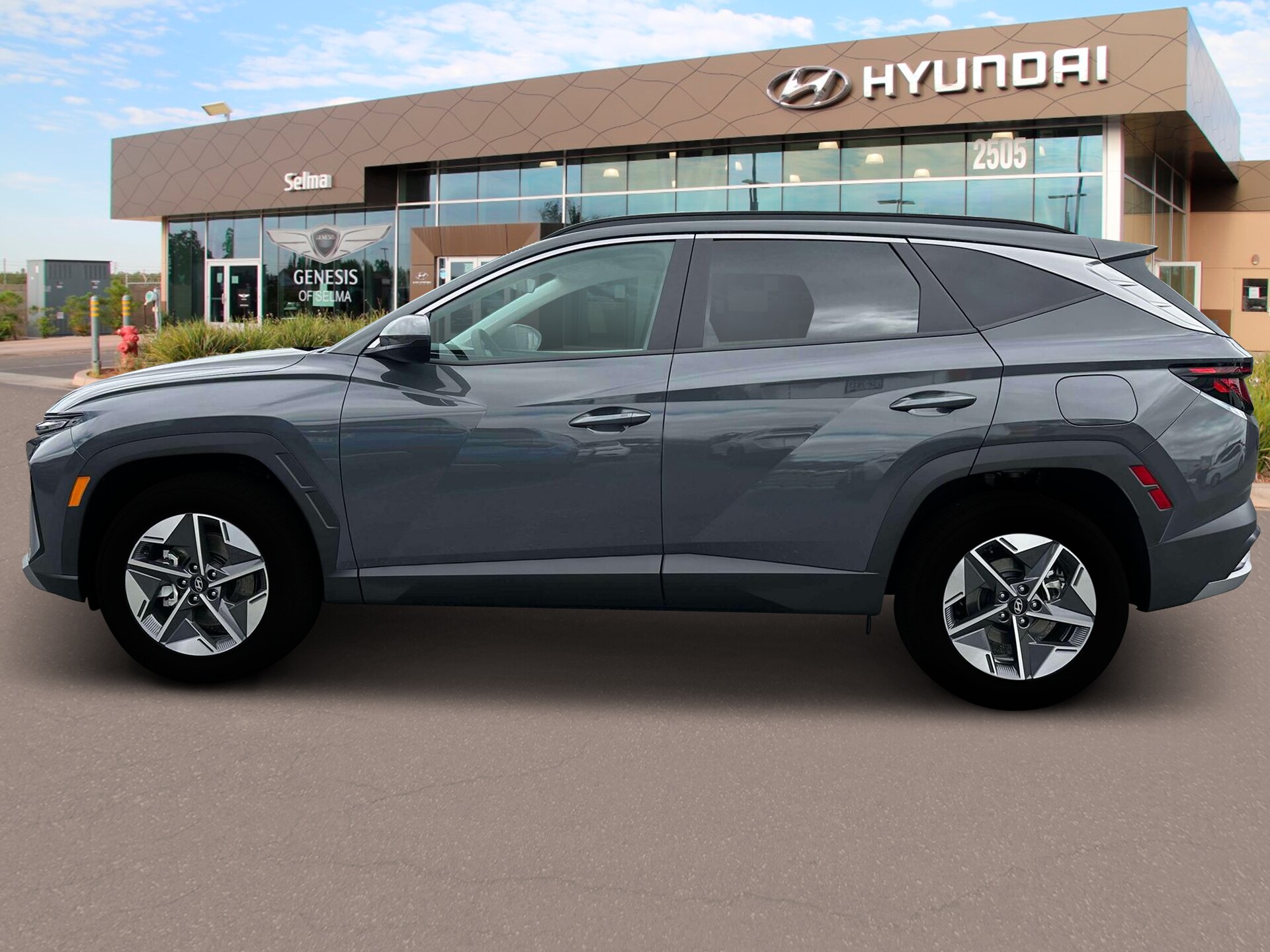 2026 Hyundai Tucson SEL photo 2