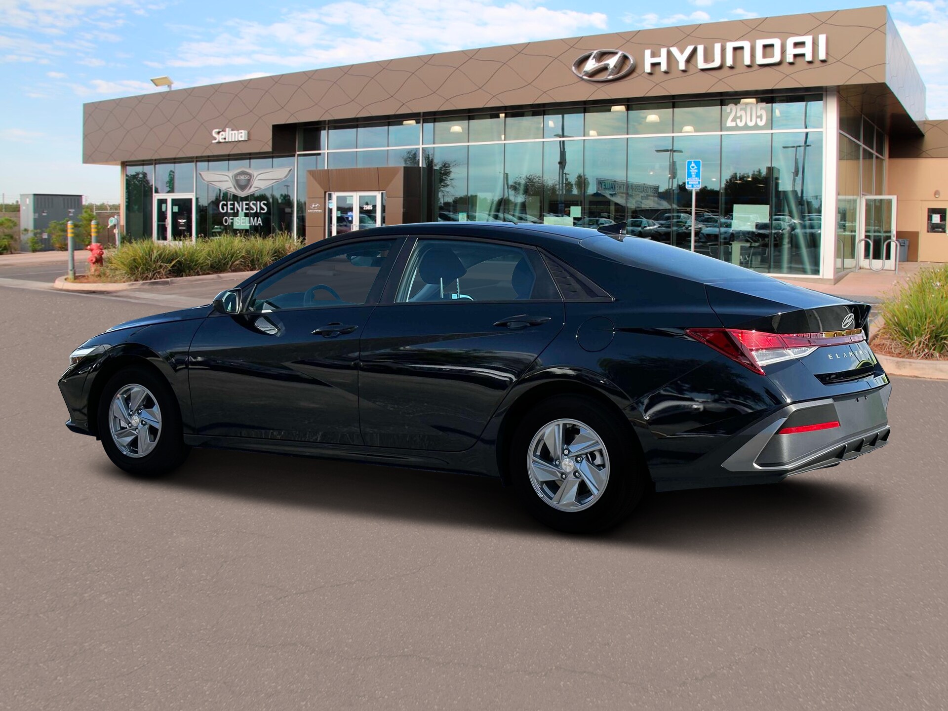2025 Hyundai Elantra SE photo 4