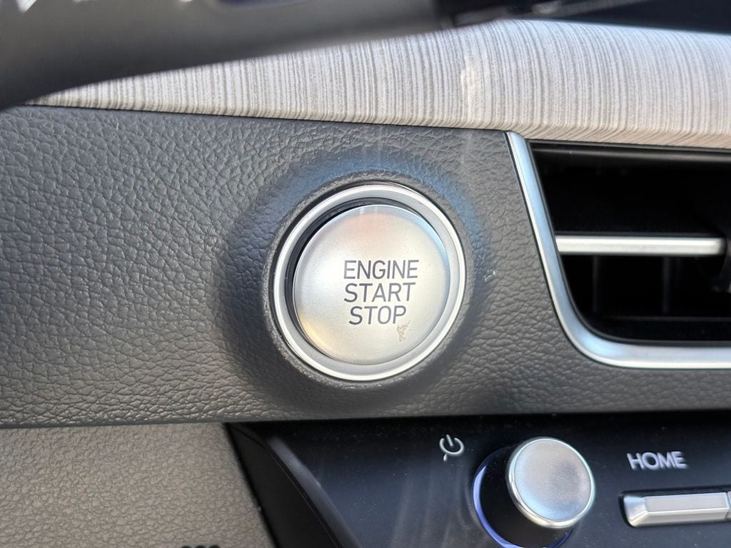 2025 Hyundai Sonata Hybrid Limited - Photo 16