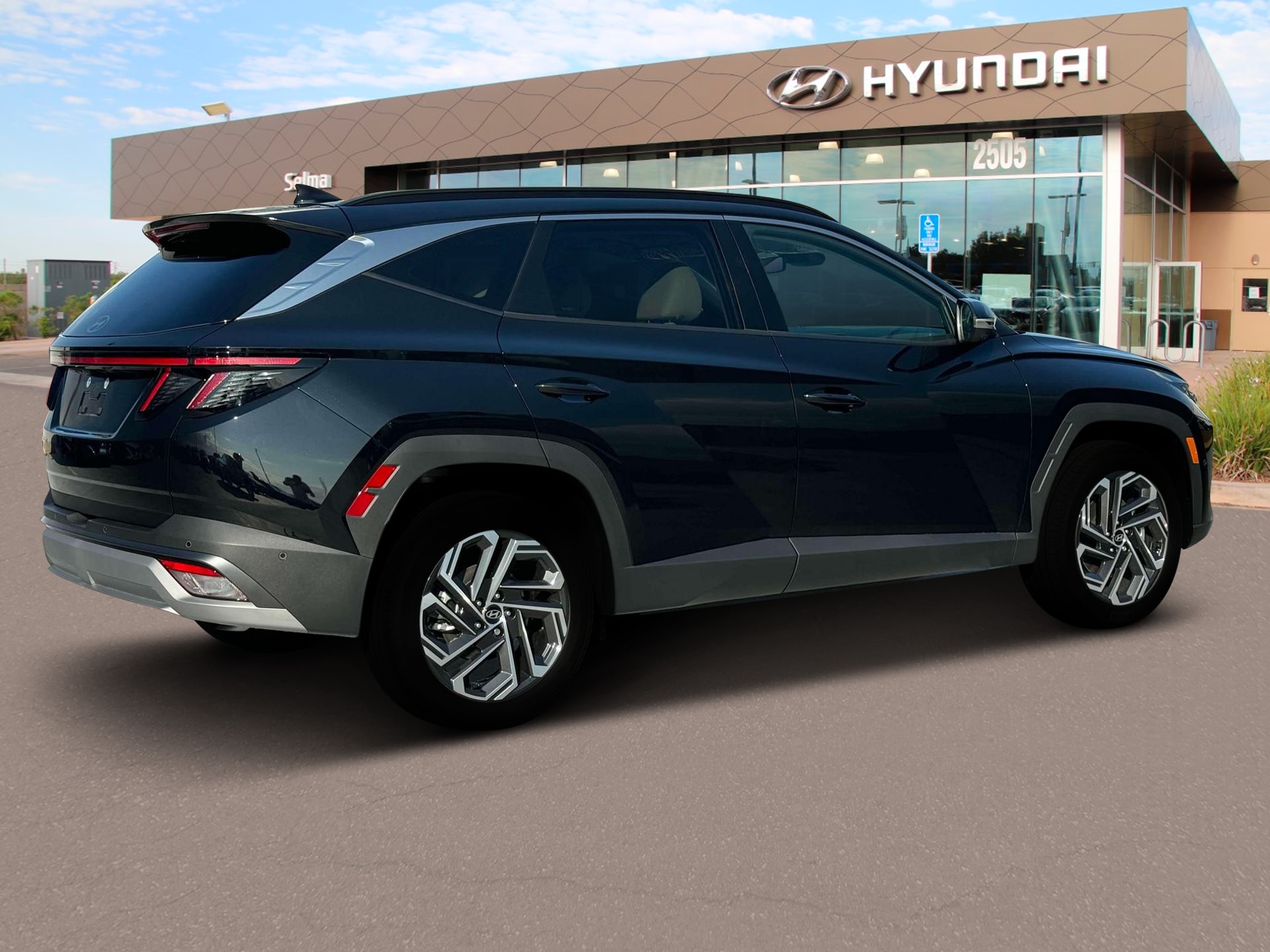 2025 Hyundai Tucson Limited - Photo 8