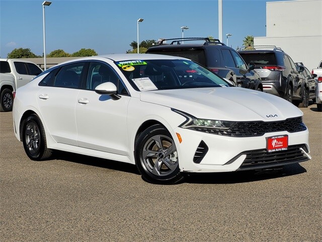 2023 Kia K5 LXS photo 2