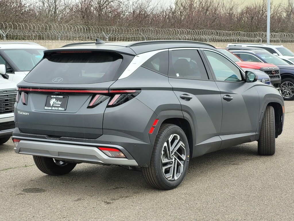 New 2026 Hyundai Tucson Limited FWD SUV