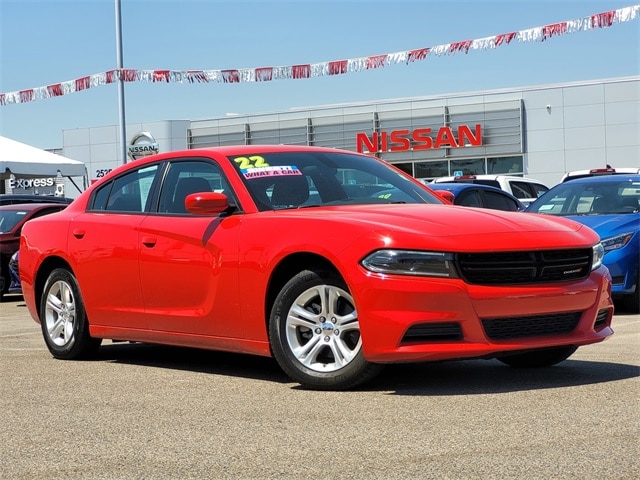 Used 2022 Dodge Charger SXT with VIN 2C3CDXBG7NH212700 for sale in Selma, CA