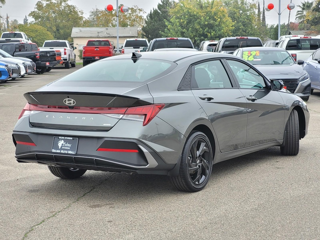 New 2026 Hyundai Elantra Hybrid SEL Sport Sedan